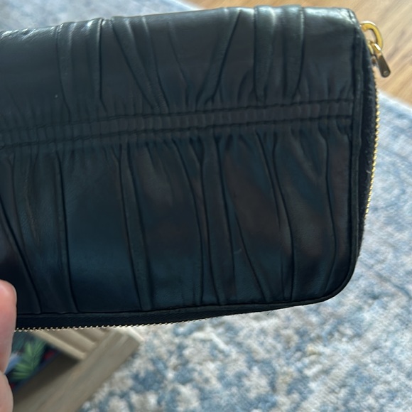 💯Authentic Prada Wallet - Picture 13 of 16